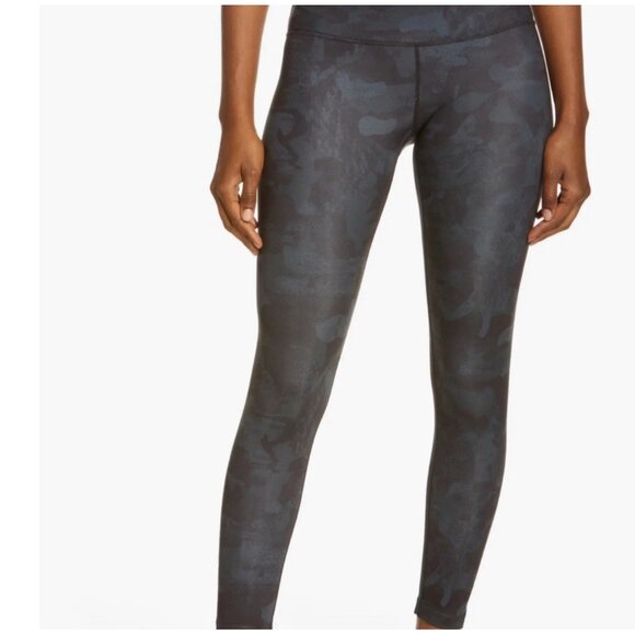 Zella Studio Lite Print High Waist 7/8 Leggings Med Grey Depth Say My Name Camo - Picture 1 of 9